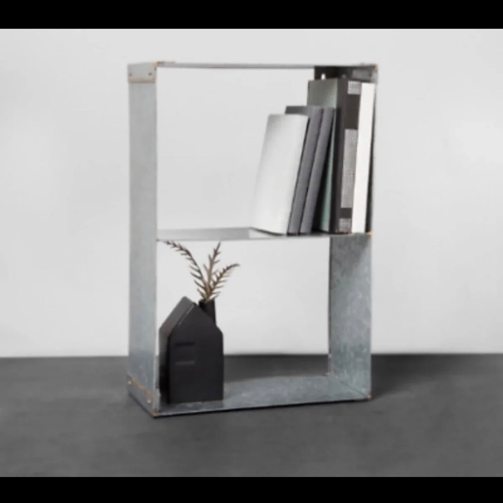 Hearth and hand shelf